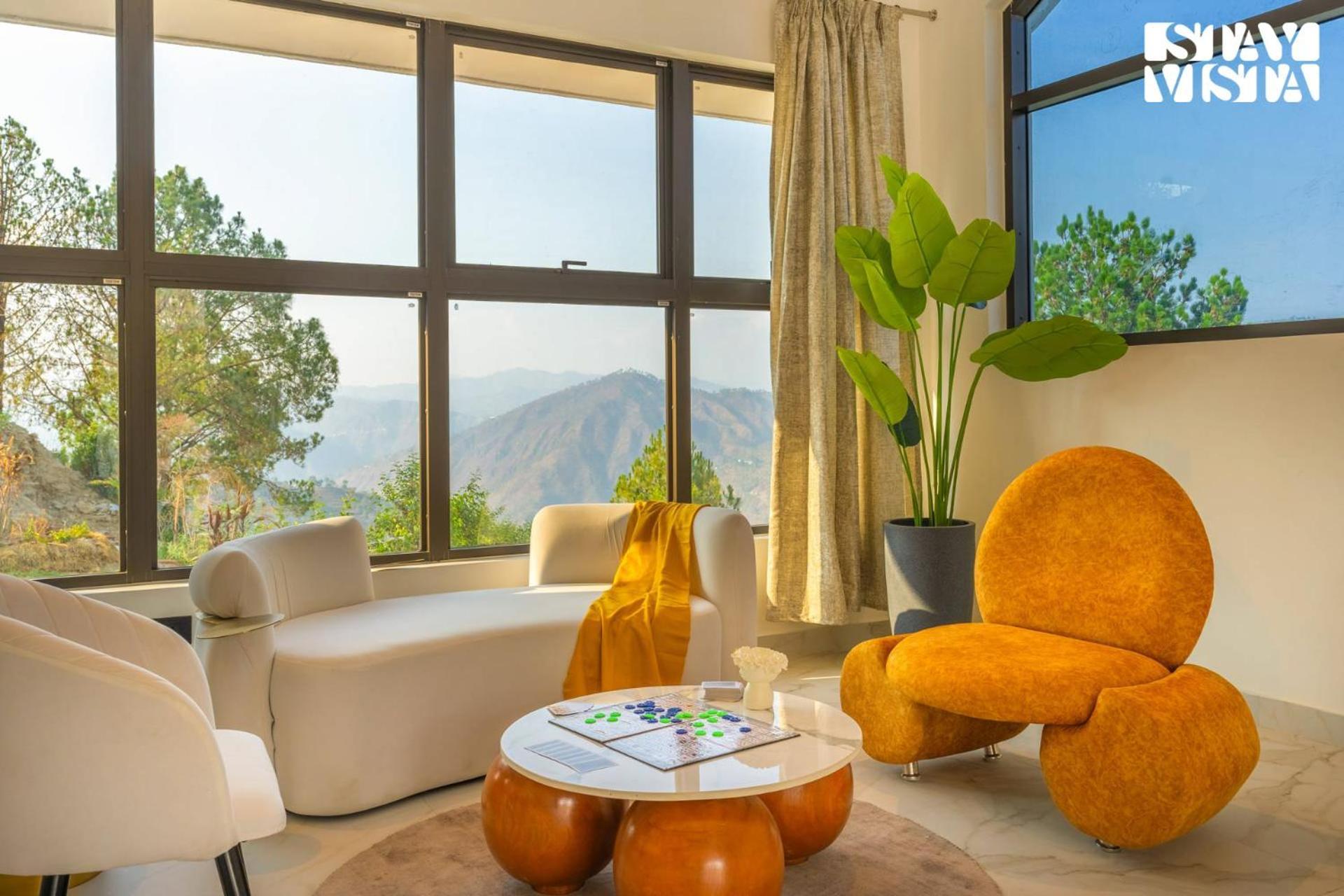 Stayvista At Luna Nova With Outdoor Pool - ラニケート エクステリア 写真