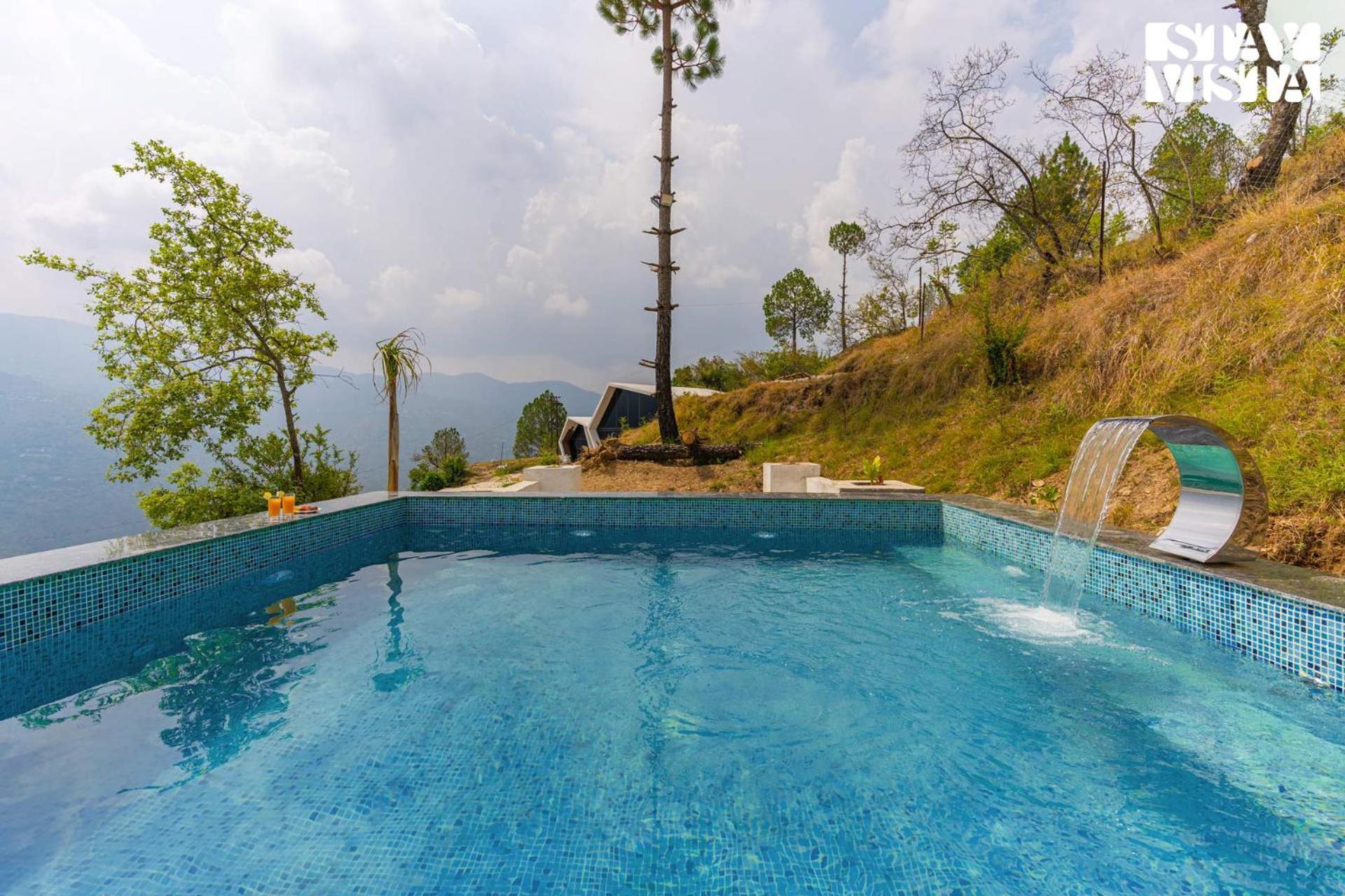Stayvista At Luna Nova With Outdoor Pool - ラニケート エクステリア 写真
