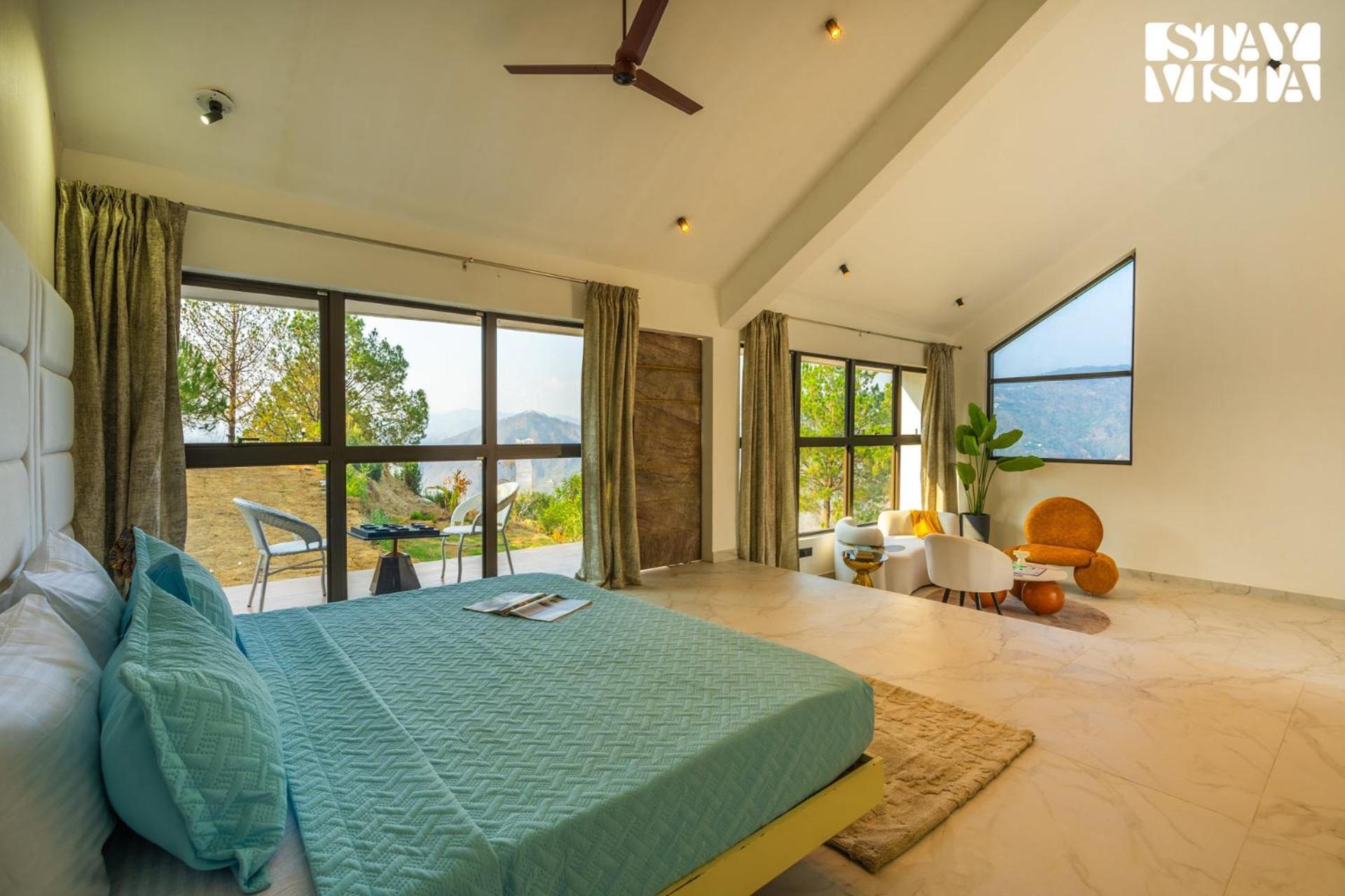 Stayvista At Luna Nova With Outdoor Pool - ラニケート エクステリア 写真